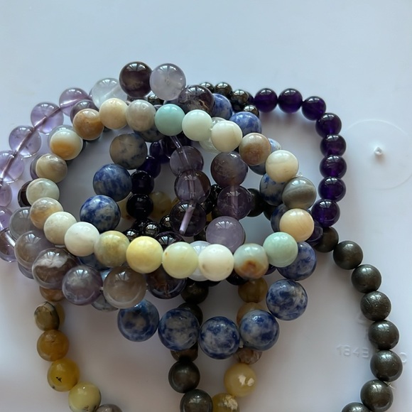 Amazonite Crystal Stretch Bracelet 8mm - Picture 10 of 10